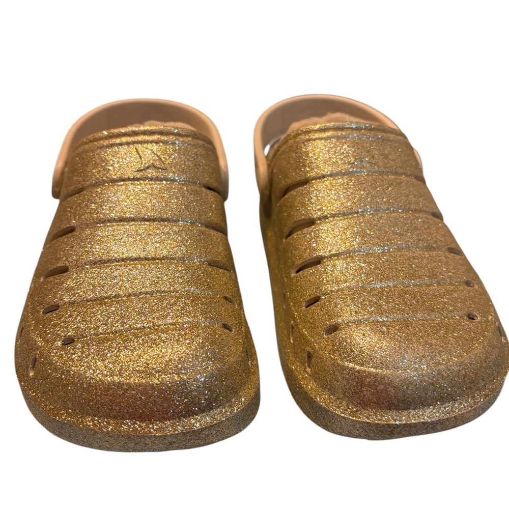 🌸 3/$25 Rugged Shark Shiny Gold Slip On Clogs with Fleece Lining. Size‎ 12